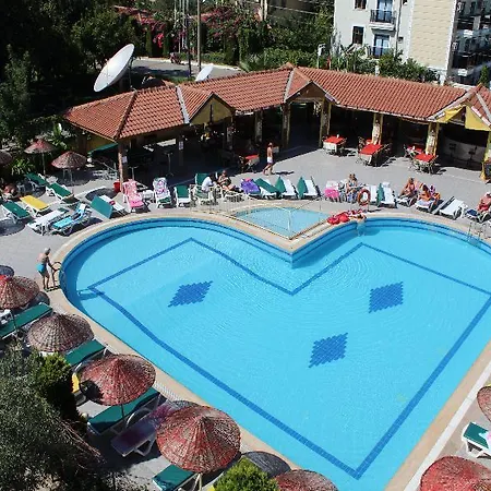 מלון Club Sun Village 3*