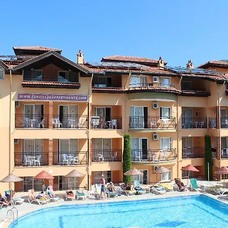 فندق Club Sun Village 3*